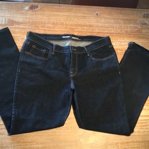 Old Navy Original Mid-RiseDark Denim Jeans. 12 Short